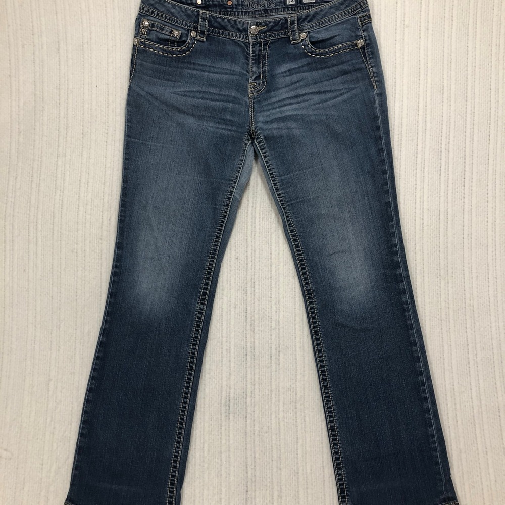 Miss Me Easy Straight Mid Rise Jeans Dark Wash Fleur De Lis 34 JE8314ETL